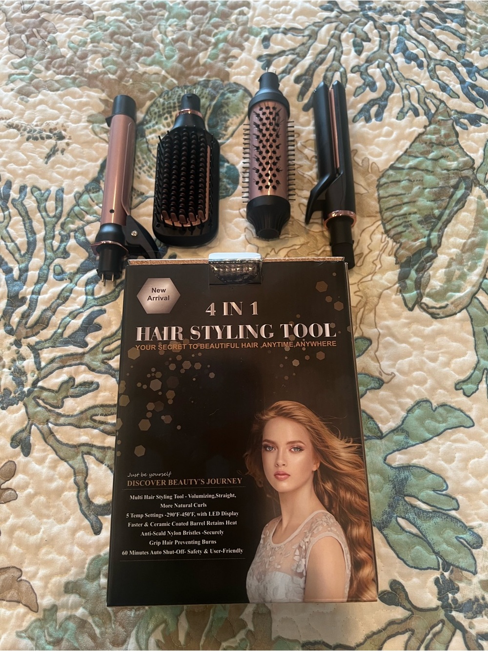 4-in-1 Hair Styling Tool - Rose Gold
& Supergoop